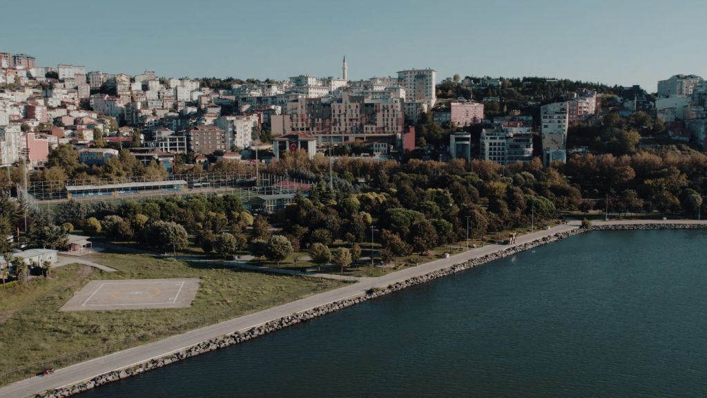 Aerial shot showcasing Istanbul's beautiful waterfront and urban landscape on a sunny day. — The Lucrative World of Thai Onli